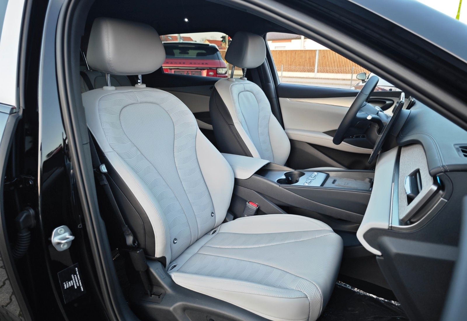 BYD Seal 6 DM-i Comfort Touring 156 kW 1.5 PHEV foto 16