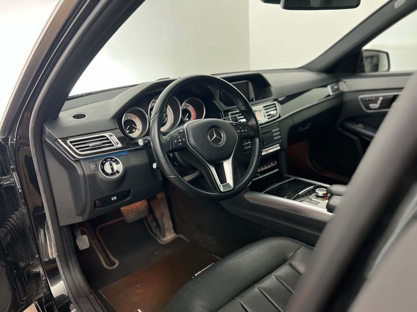 Mercedes-Benz E 350 BlueTec 4Matic /DISTR.+ / V6/ 2016/ 114tKM foto 13