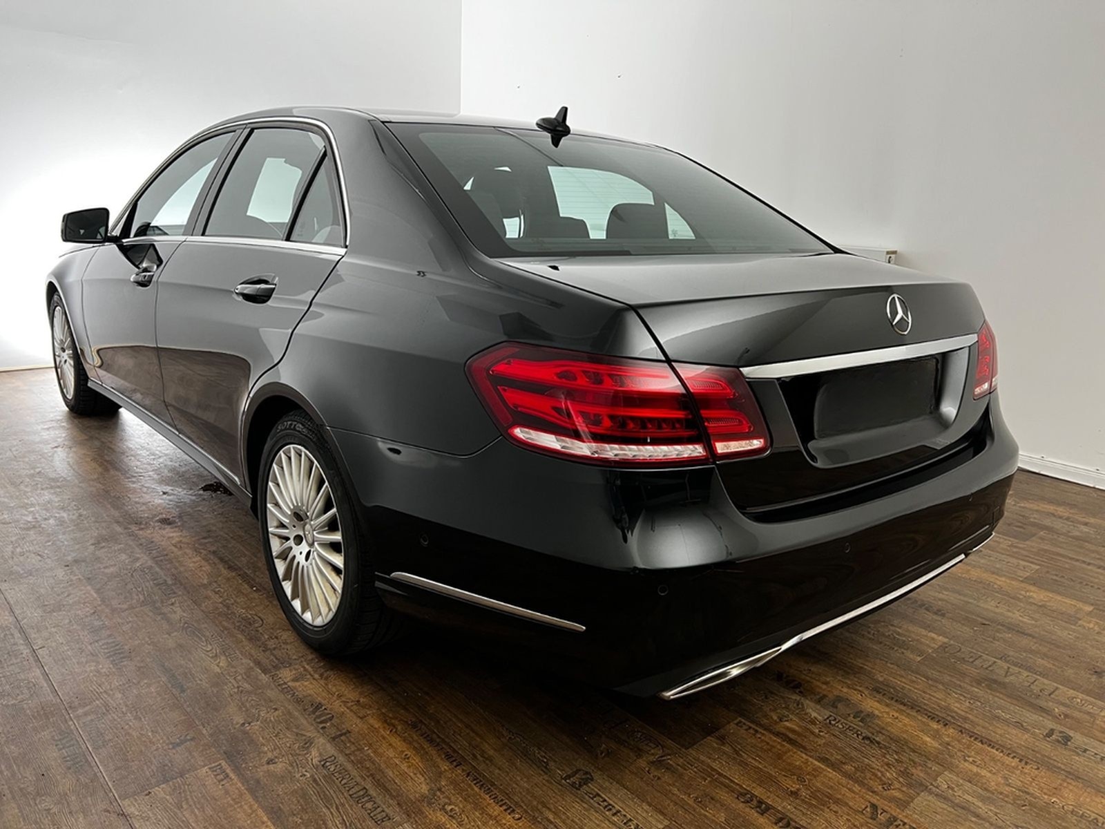 Mercedes-Benz E 350 BlueTec 4Matic /DISTR.+ / V6/ 2016/ 114tKM foto 5