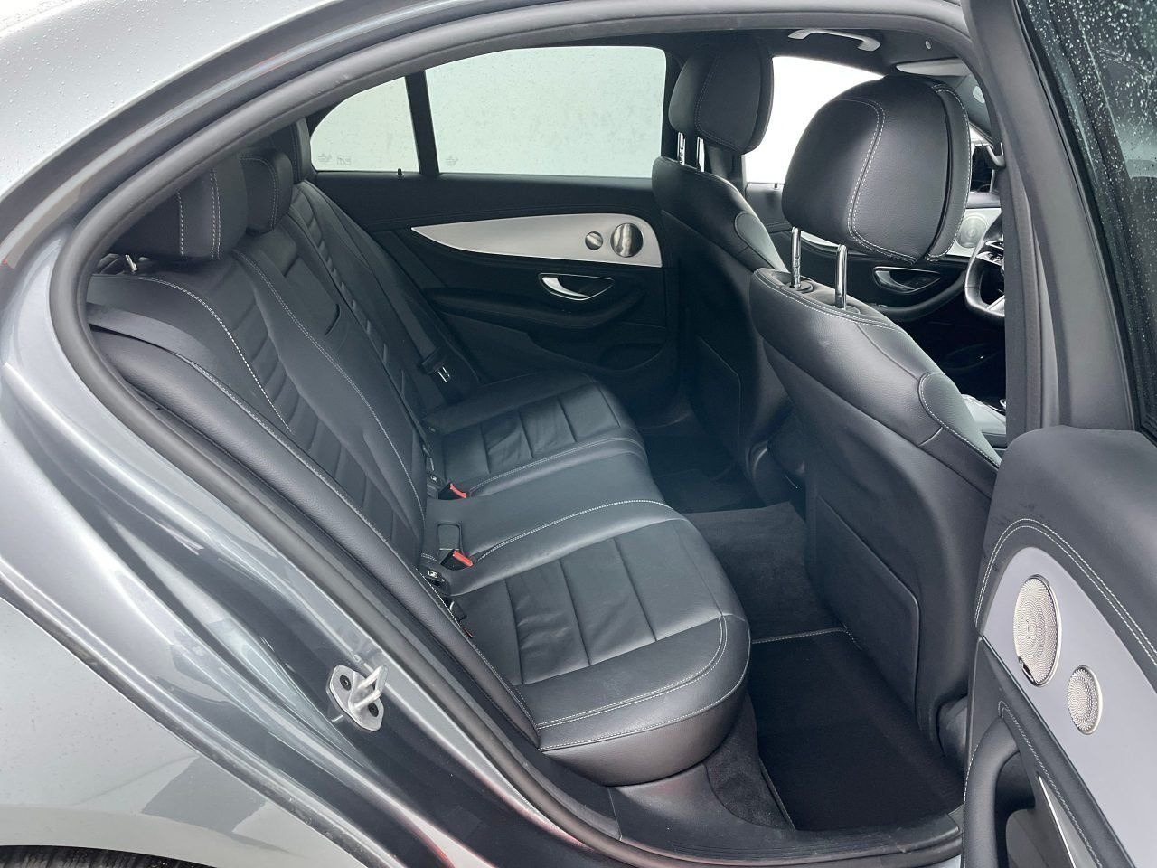 Mercedes-Benz E 300 de AMG Line Burmester Wide SpoSi BLIS Key foto 11