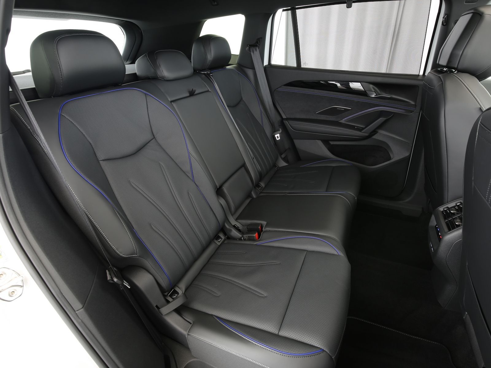 Volkswagen Tayron 1.5eHybrid 272PS R-Line NaviProMax AHK 20 foto 15