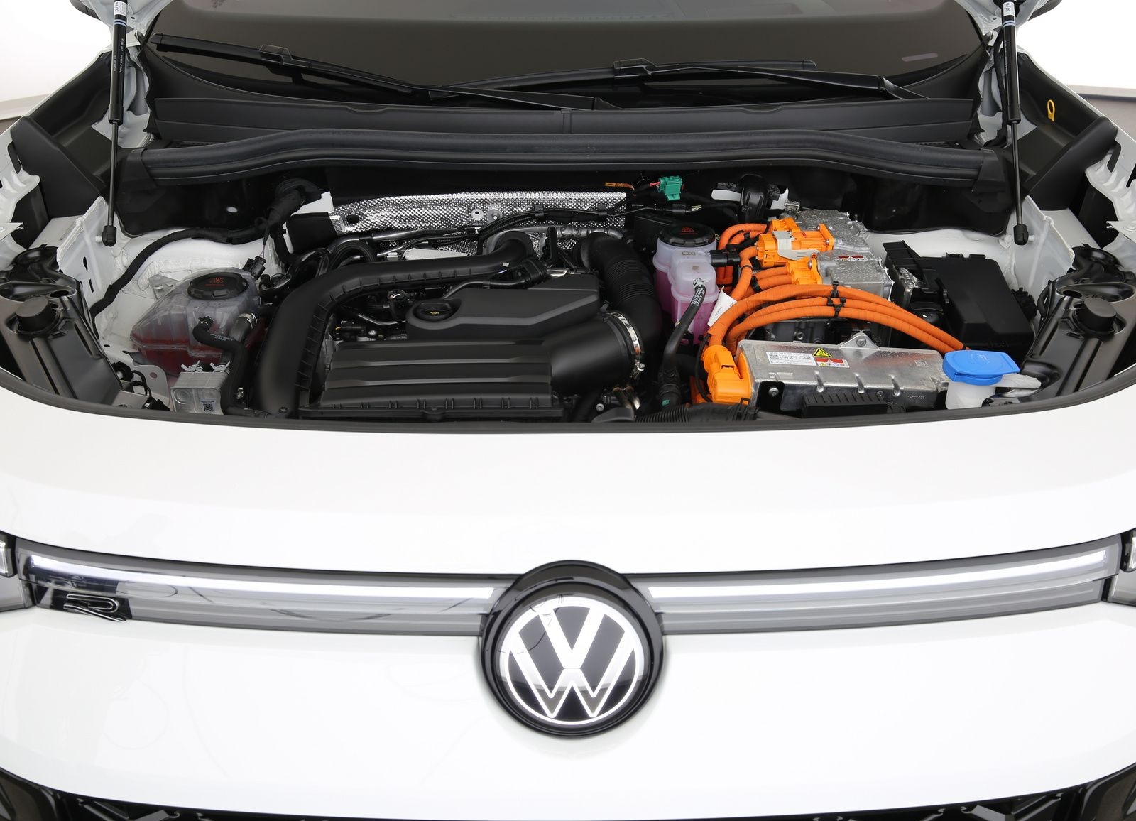 Volkswagen Tayron 1.5eHybrid 272PS R-Line NaviProMax AHK 20 foto 24