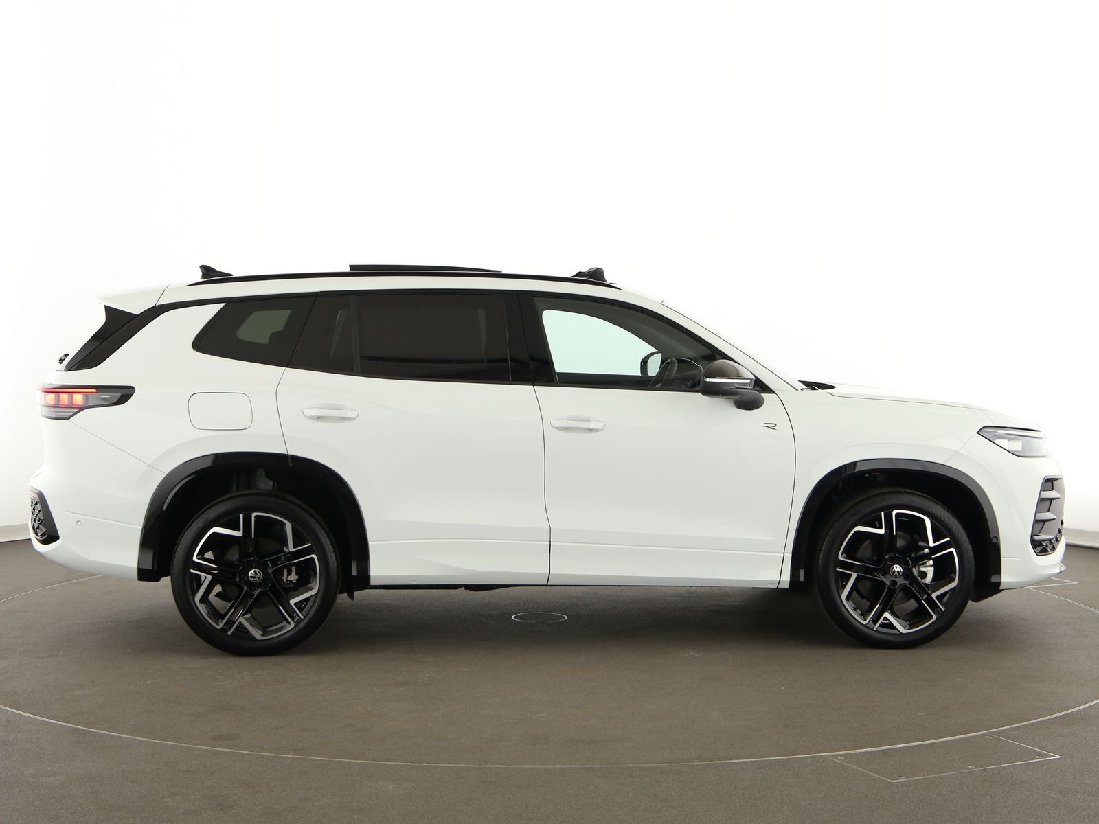 Volkswagen Tayron 1.5eHybrid 272PS R-Line NaviProMax AHK 20 foto 8