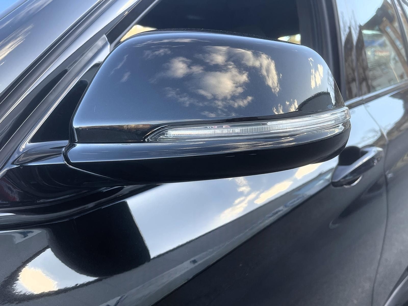 BMW X1 xDrive 25i AUT Sport Line LED HUD PAN NAV RFK foto 40
