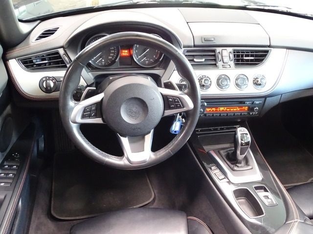 BMW Z4 sDrive 20i Autom.Leder Xenon PDC SHZ Sound foto 18