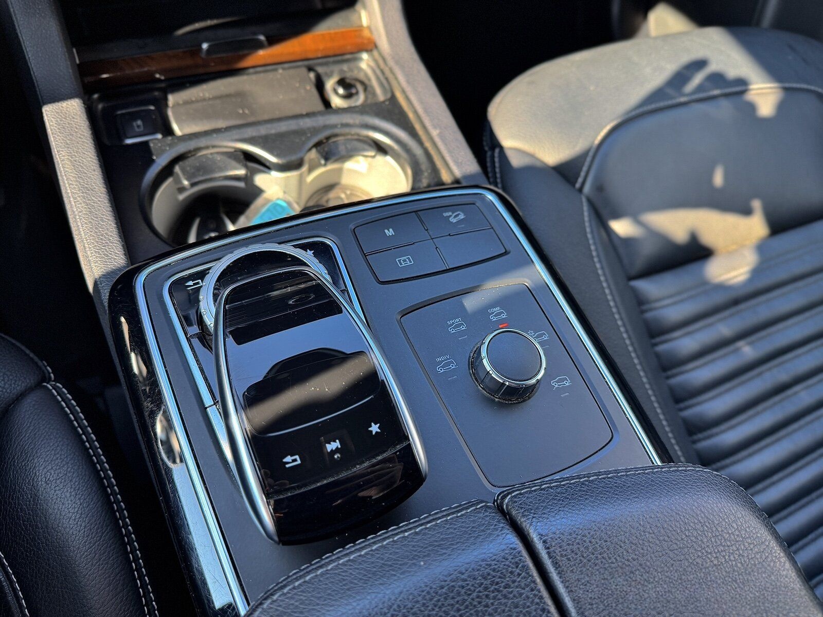 Mercedes-Benz GLE 350 d AMG Line 4Matic MEMORY+NAVI+DISTRONIC foto 24