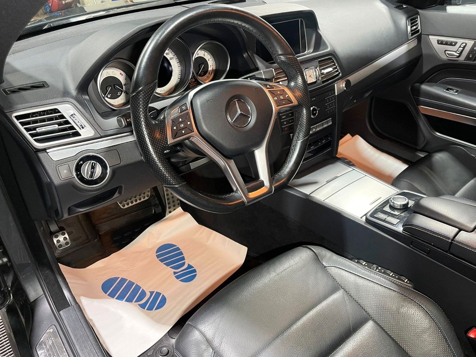 Mercedes-Benz E 200 E Coupe E 200 Sport Edition,  AMG Line foto 12