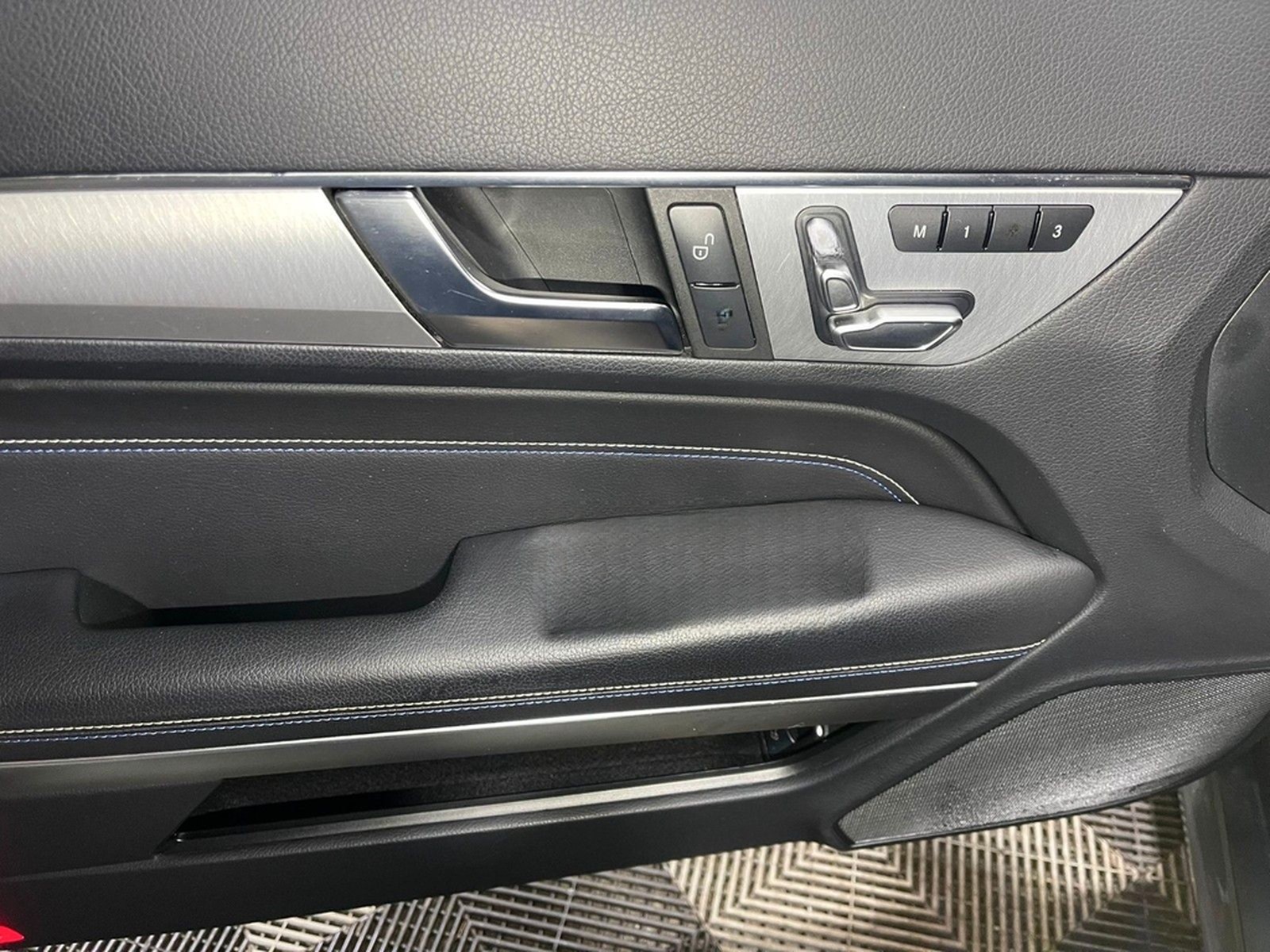 Mercedes-Benz E 200 E Coupe E 200 Sport Edition,  AMG Line foto 19