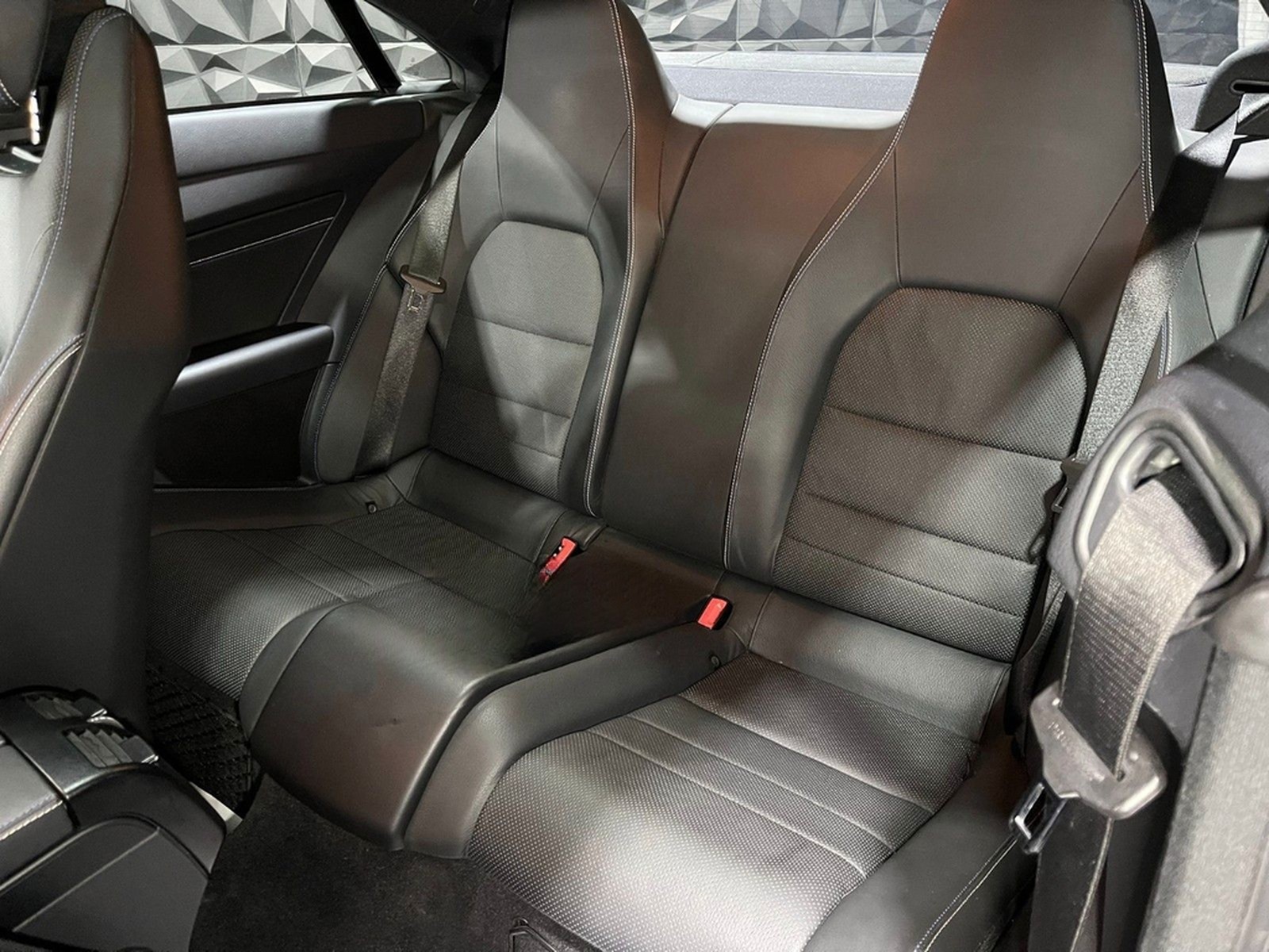 Mercedes-Benz E 200 E Coupe E 200 Sport Edition,  AMG Line foto 22