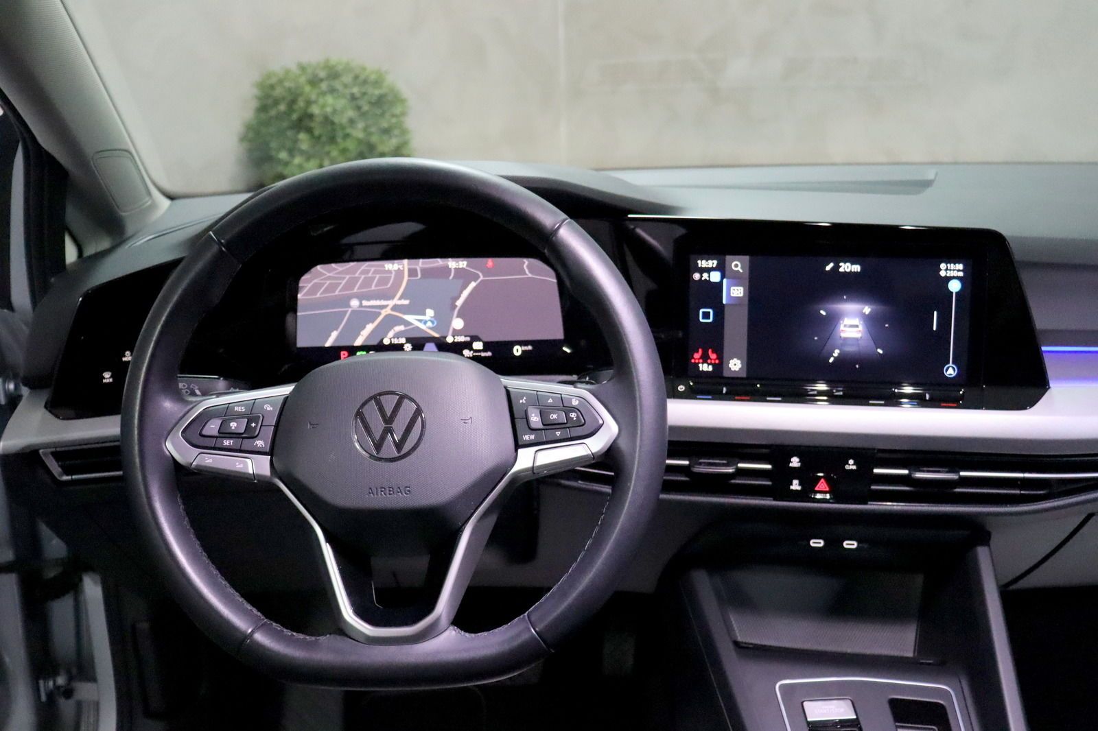 Volkswagen Golf VIII Variant 2.0 TDI DSG Life LED KAMERA foto 25