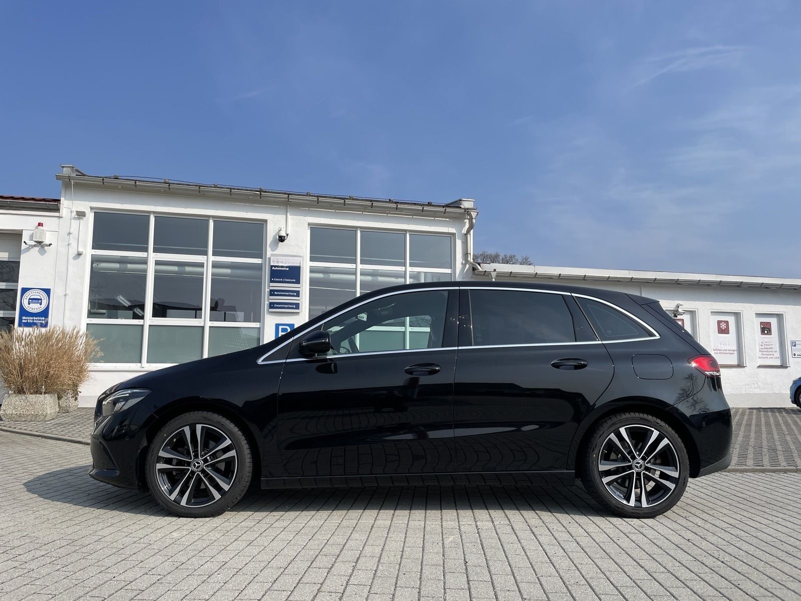 Mercedes-Benz B 200 Sondermodell Edition  plus weitere Extras foto 18