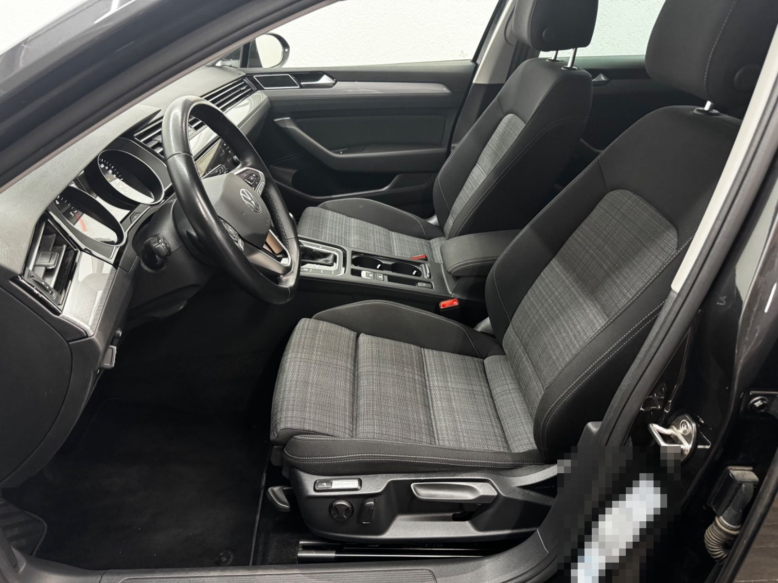 Volkswagen Passat 2.0TDI Business*1.Hand*Kamera*Led*Massage foto 11