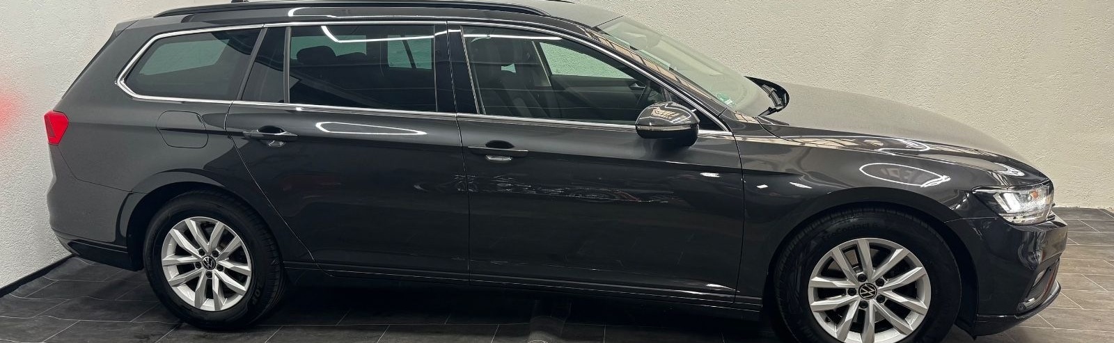 Volkswagen Passat 2.0TDI Business*1.Hand*Kamera*Led*Massage foto 3