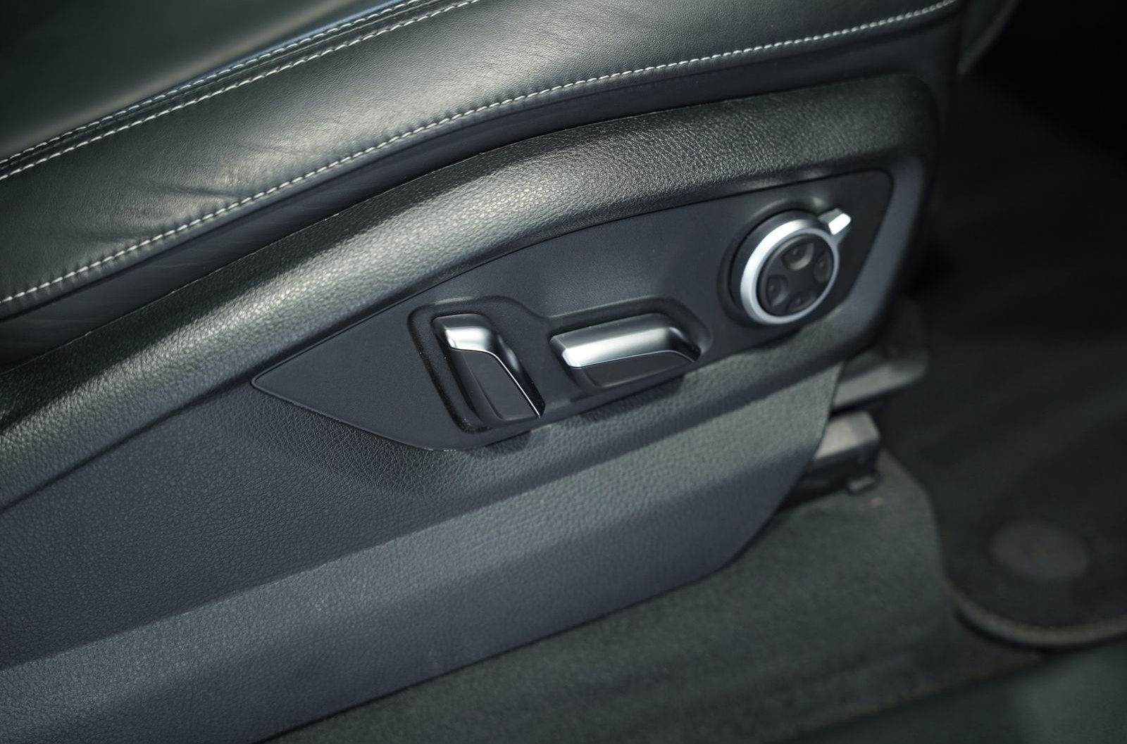 Audi Q7 50 TDI q. S line *7-Sitzer*Pano*AHK*Virtual foto 20