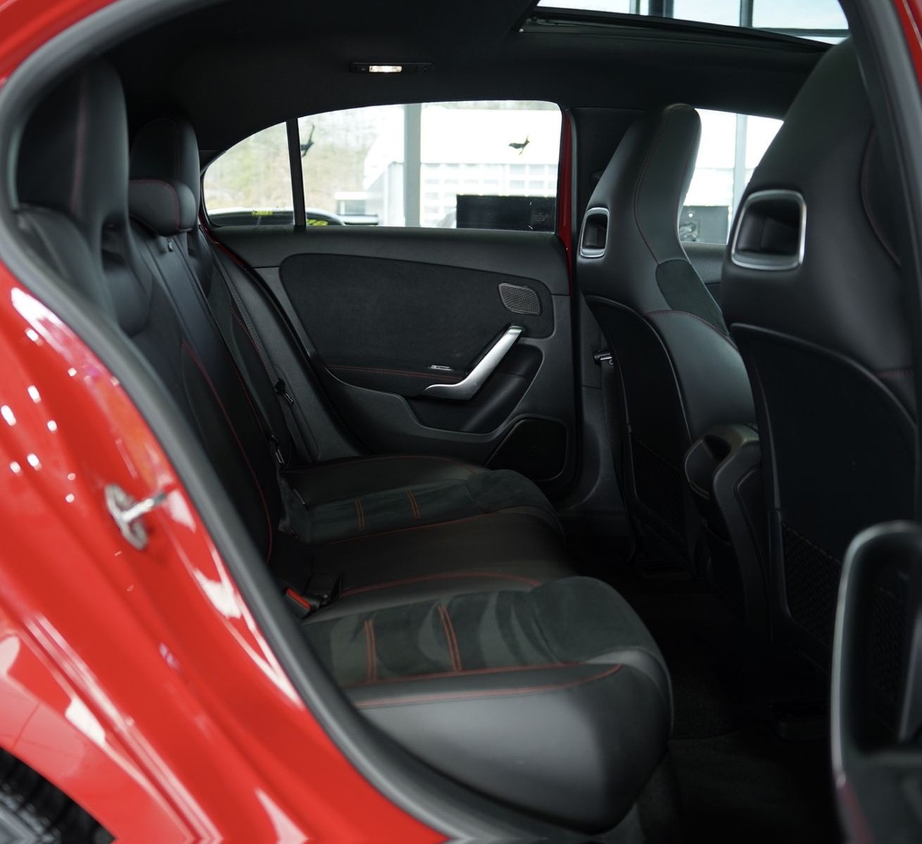 Mercedes-Benz A 200 AMG Line 2.Hand *Digital *Pano *Night * foto 20