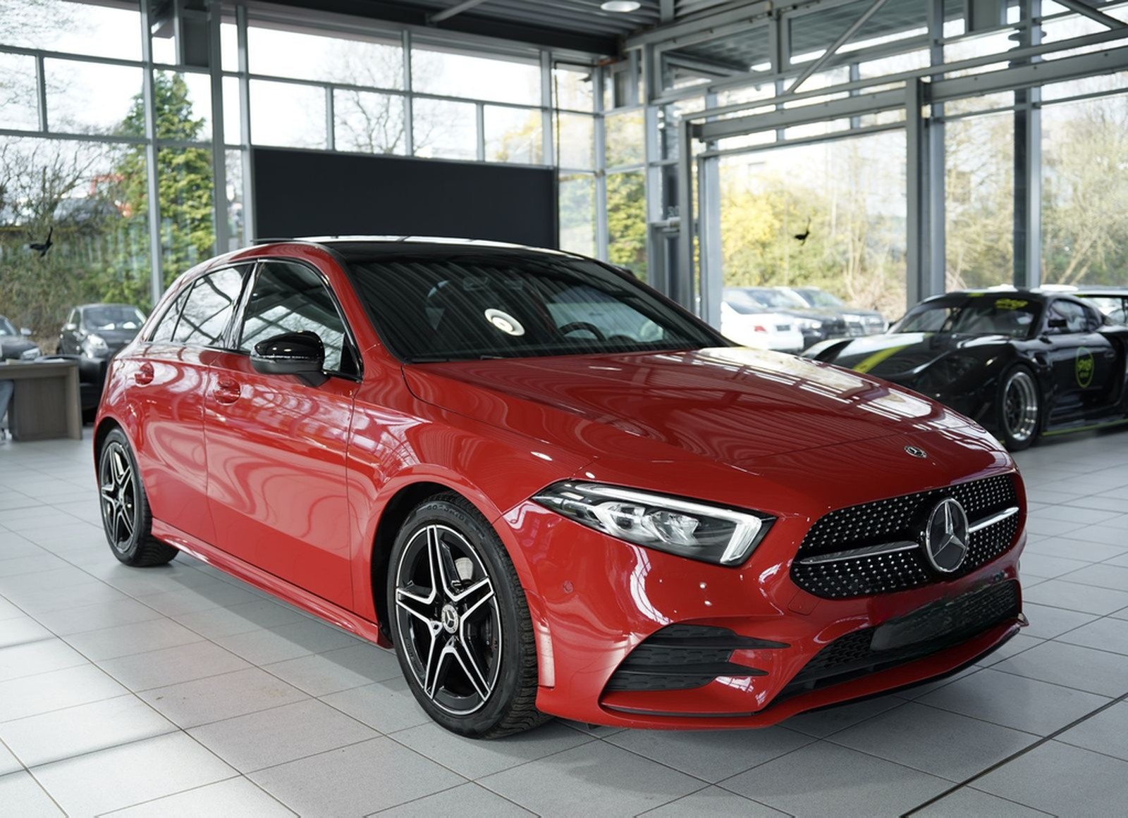 Mercedes-Benz A 200 AMG Line 2.Hand *Digital *Pano *Night * foto 6
