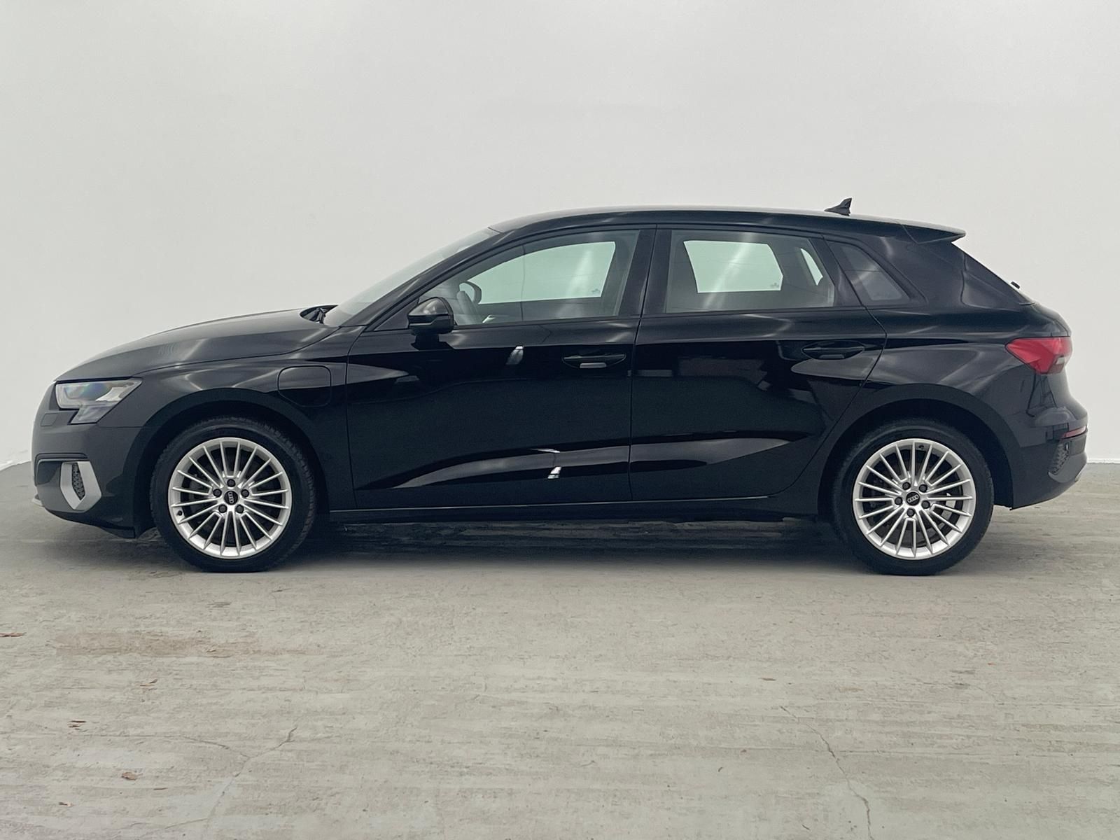 Audi A3 40 TFSI e advanced PARK*TEMP*SHZ*VIRT*CARPLAY foto 11