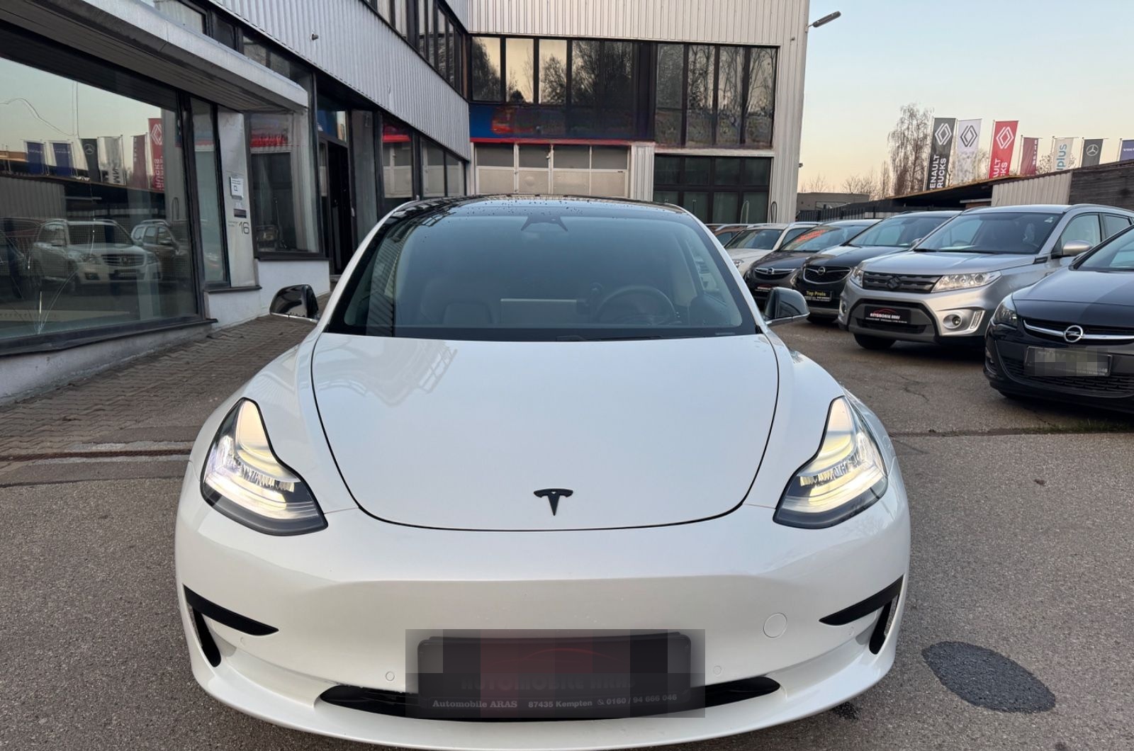 Tesla Model 3 Standard Range Plus RWD 1 Hand Tüv neu foto 2
