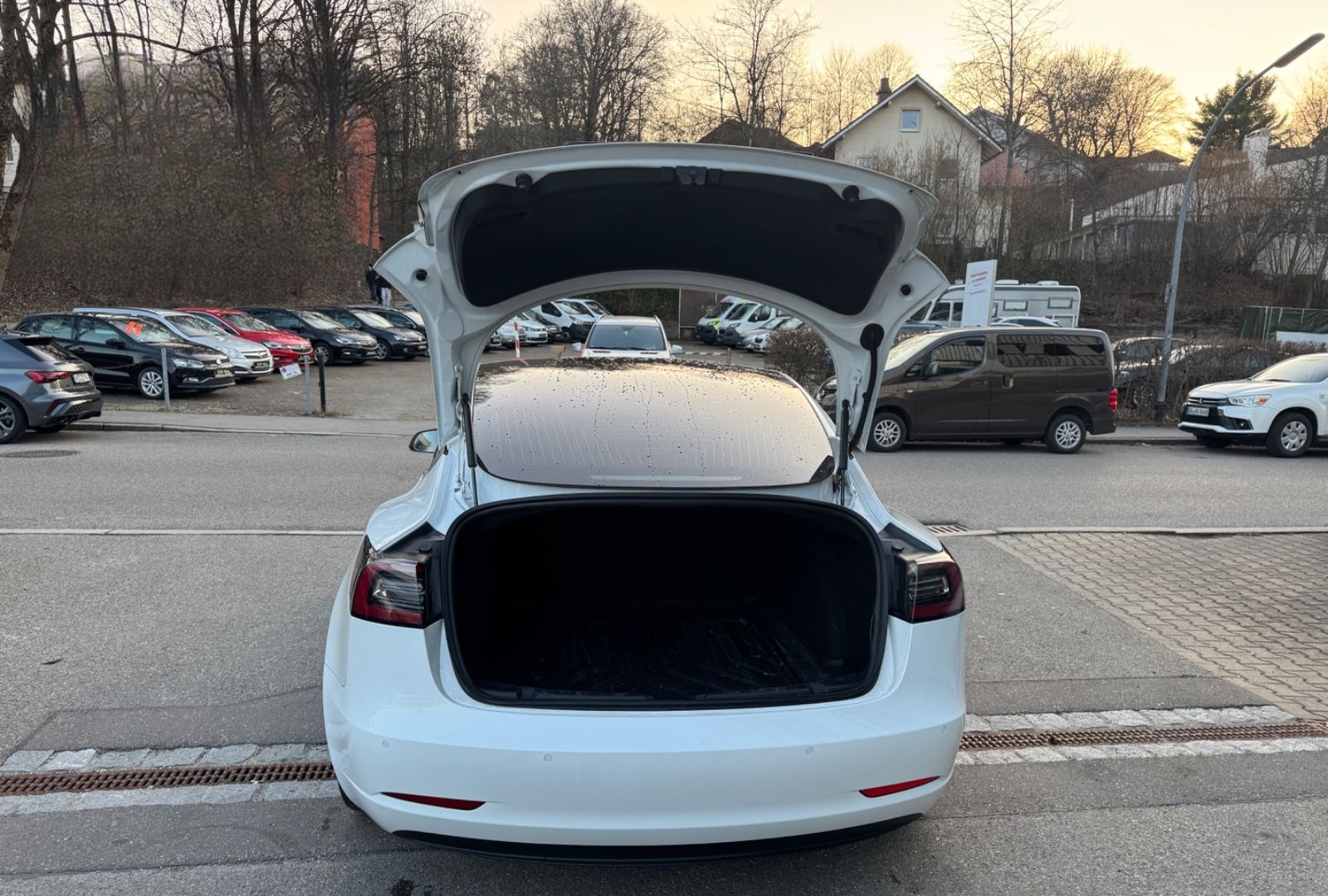 Tesla Model 3 Standard Range Plus RWD 1 Hand Tüv neu foto 13