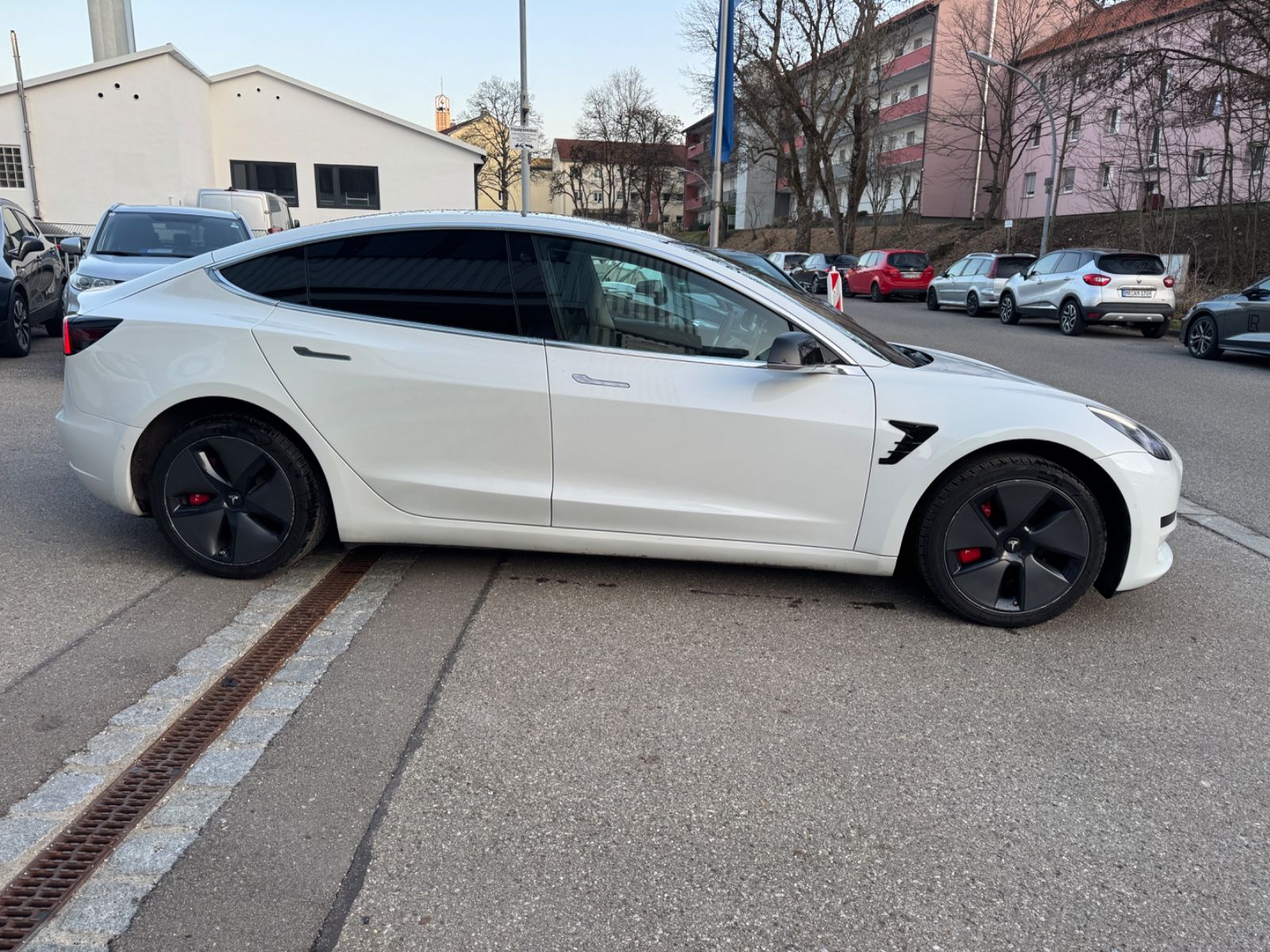 Tesla Model 3 Standard Range Plus RWD 1 Hand Tüv neu foto 4
