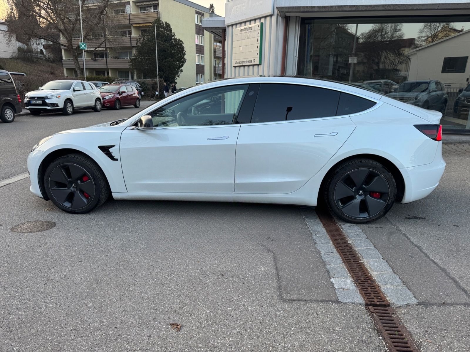 Tesla Model 3 Standard Range Plus RWD 1 Hand Tüv neu foto 8