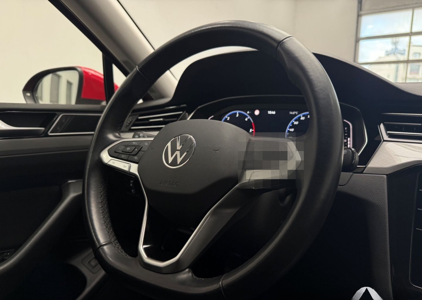 Volkswagen Passat Variant Business /CAM /NAVI /LED / foto 8