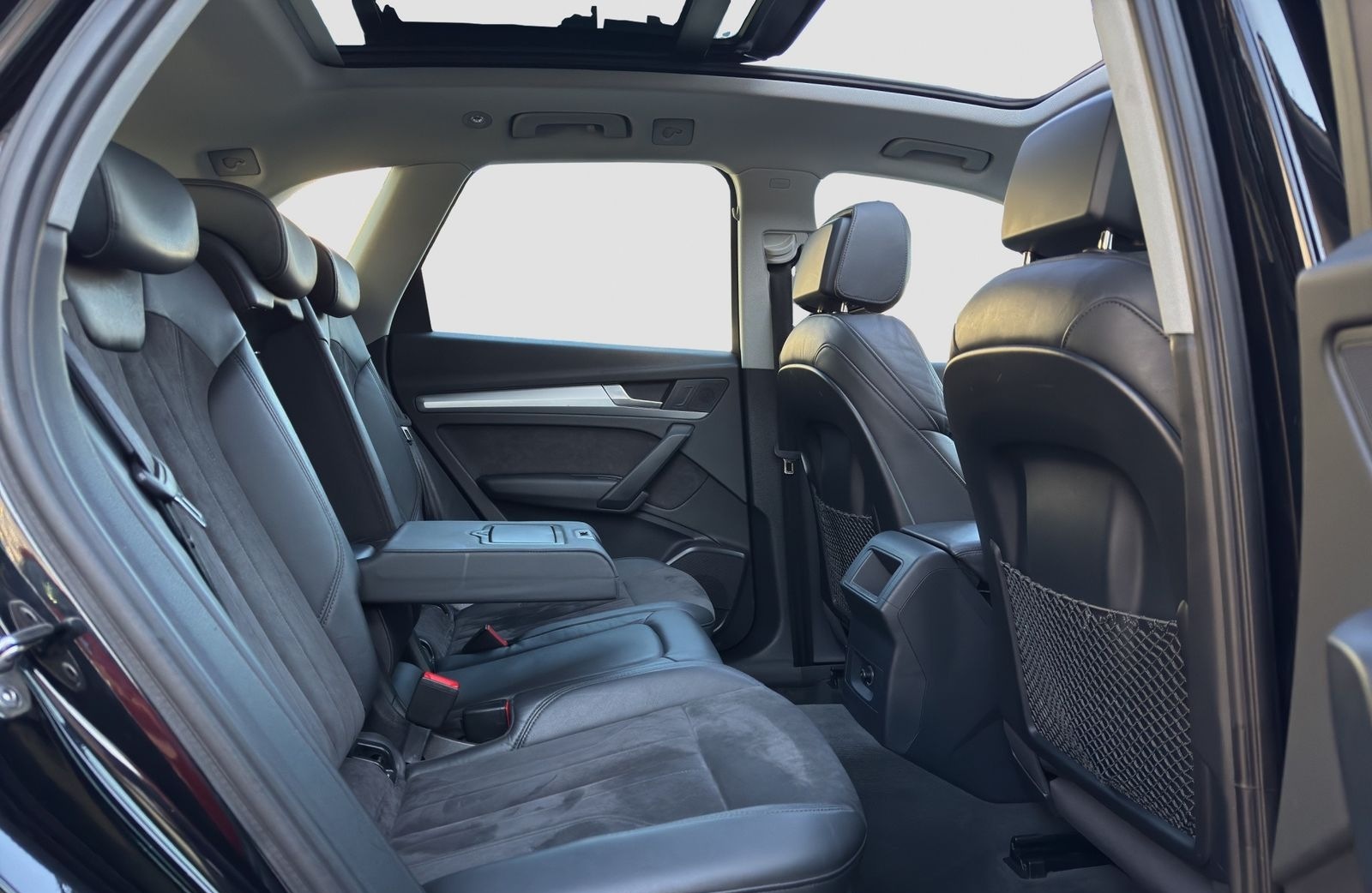 Audi Q5 QUATTRO S-TRONIC PANO+KAMERA+AHK+TEMPO+SHZ foto 17