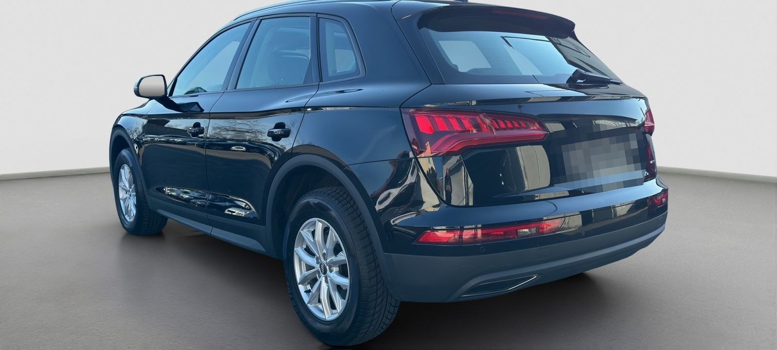 Audi Q5 QUATTRO S-TRONIC PANO+KAMERA+AHK+TEMPO+SHZ foto 6