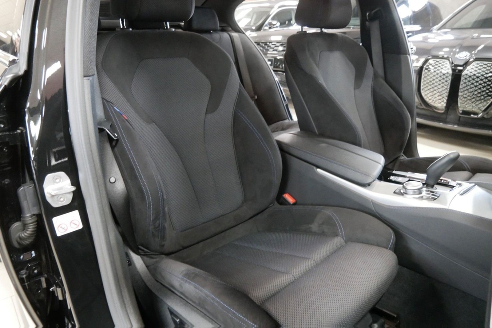 BMW 530d xDrive Limousine M Sport HuD TOP Zustand foto 20