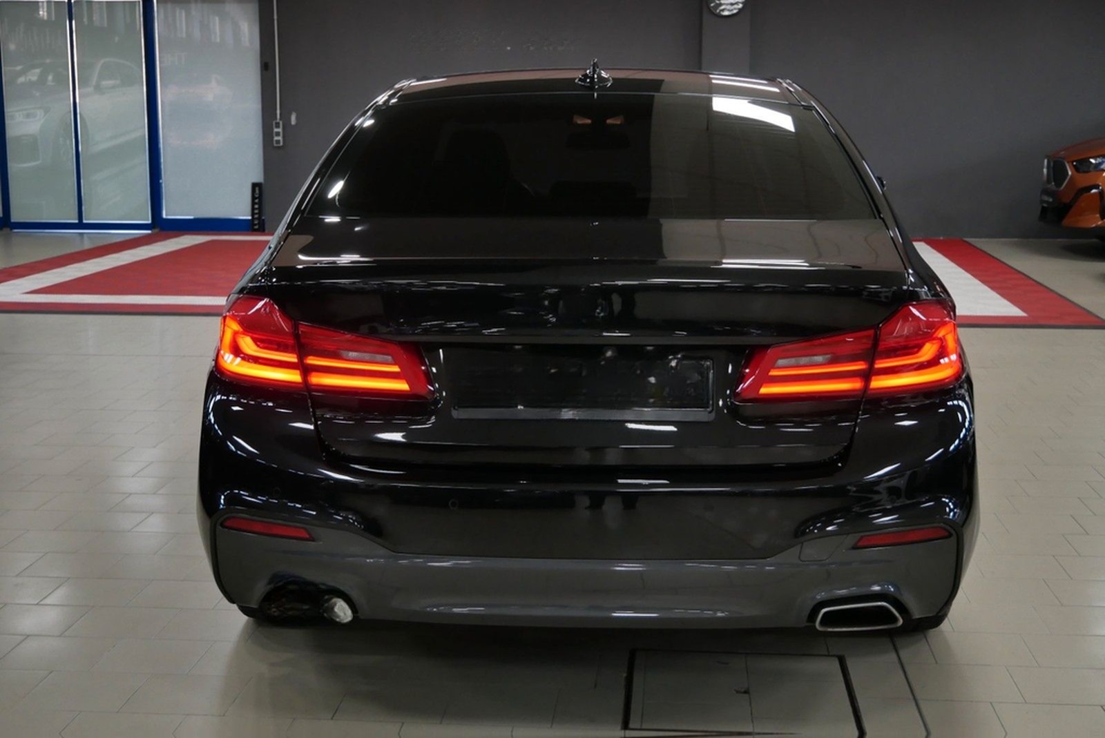 BMW 530d xDrive Limousine M Sport HuD TOP Zustand foto 6