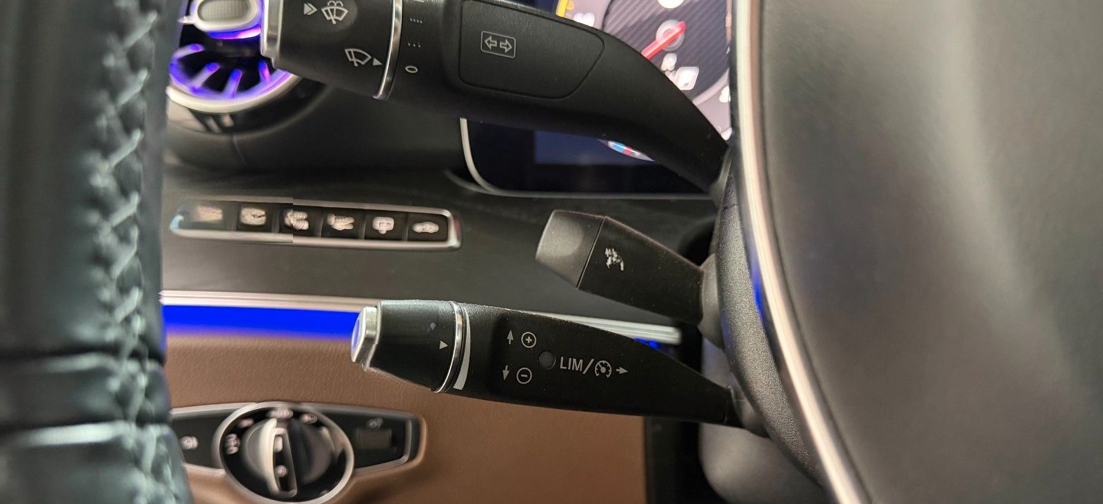 Mercedes-Benz E 63 AMG S 4Matic+ MBEAM-BURM-STD.HZ-360°-DTR+ foto 15