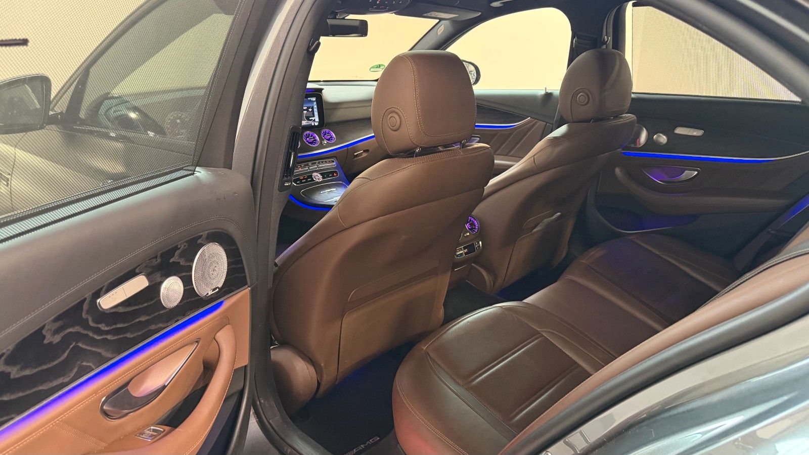Mercedes-Benz E 63 AMG S 4Matic+ MBEAM-BURM-STD.HZ-360°-DTR+ foto 21