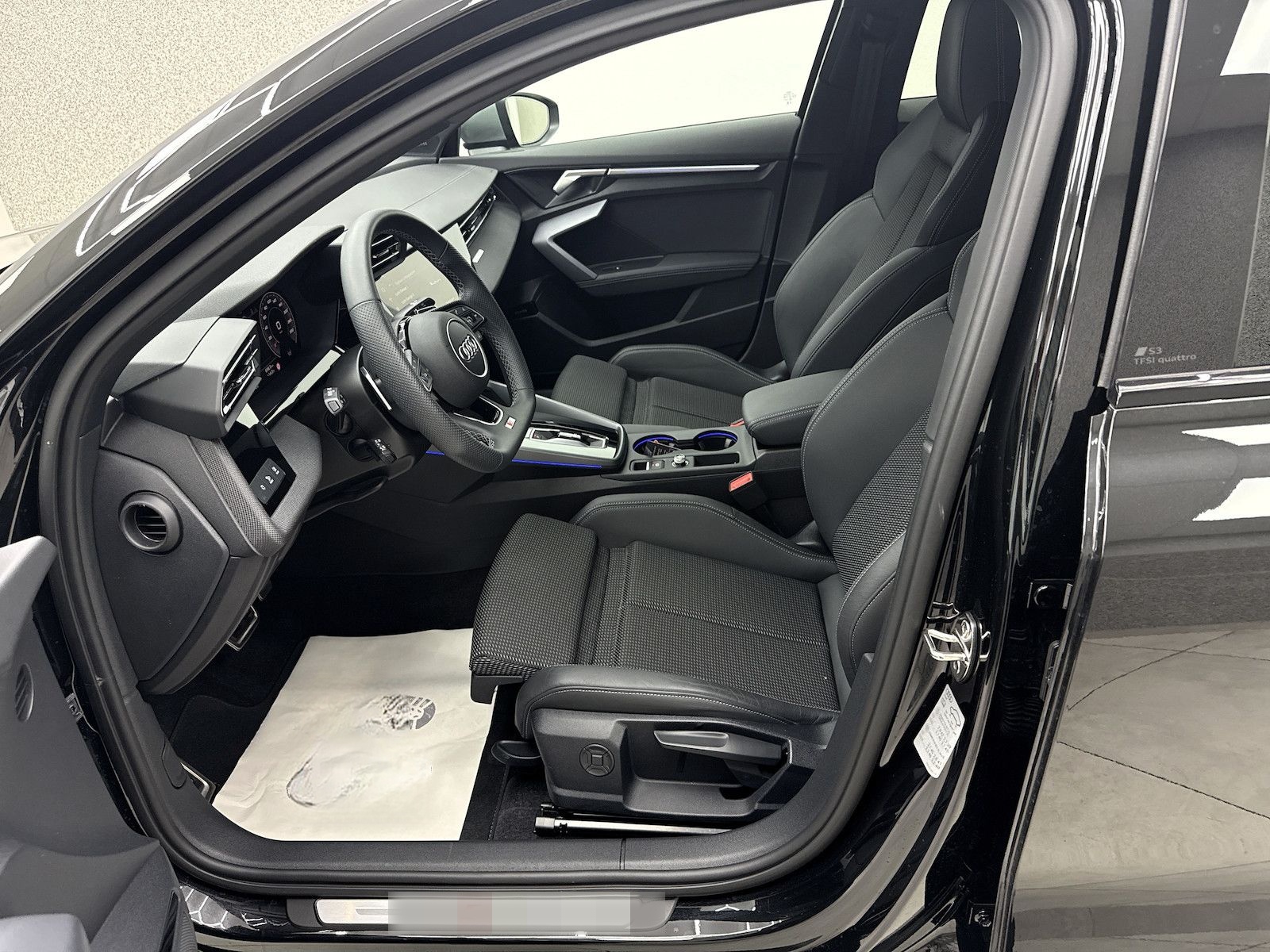 Audi S3 Limousine 2.0 TFSi Q Black+ HUD RCam Sonos Ma foto 5