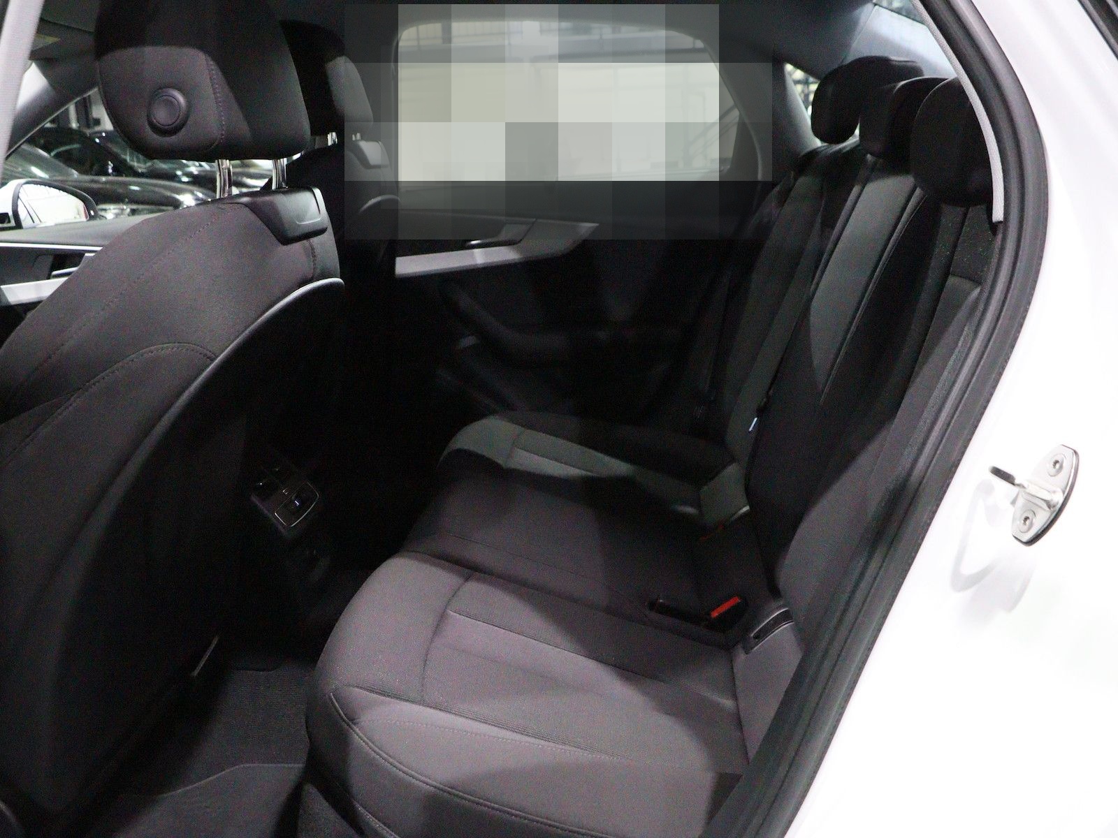 Audi A4 LIMOUSINE 40 TDI S-LINE / MATRIX-LED / foto 19