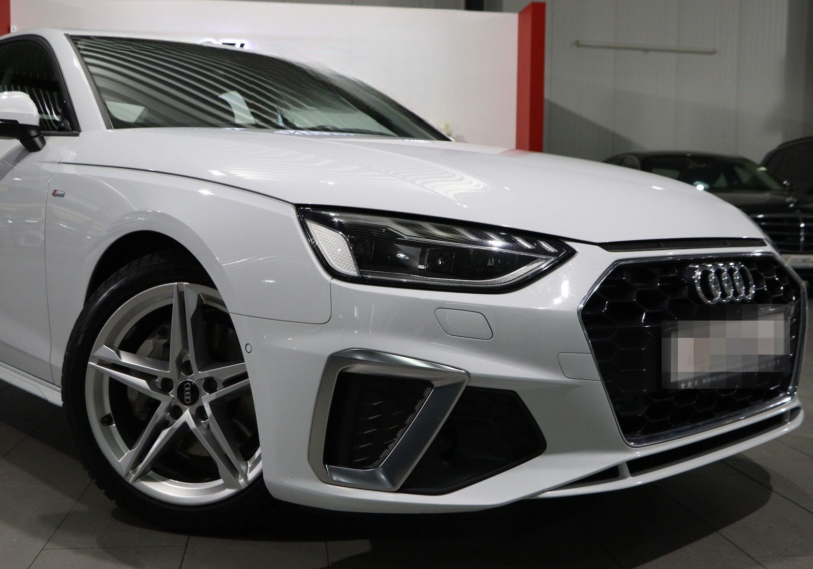 Audi A4 LIMOUSINE 40 TDI S-LINE / MATRIX-LED / foto 4