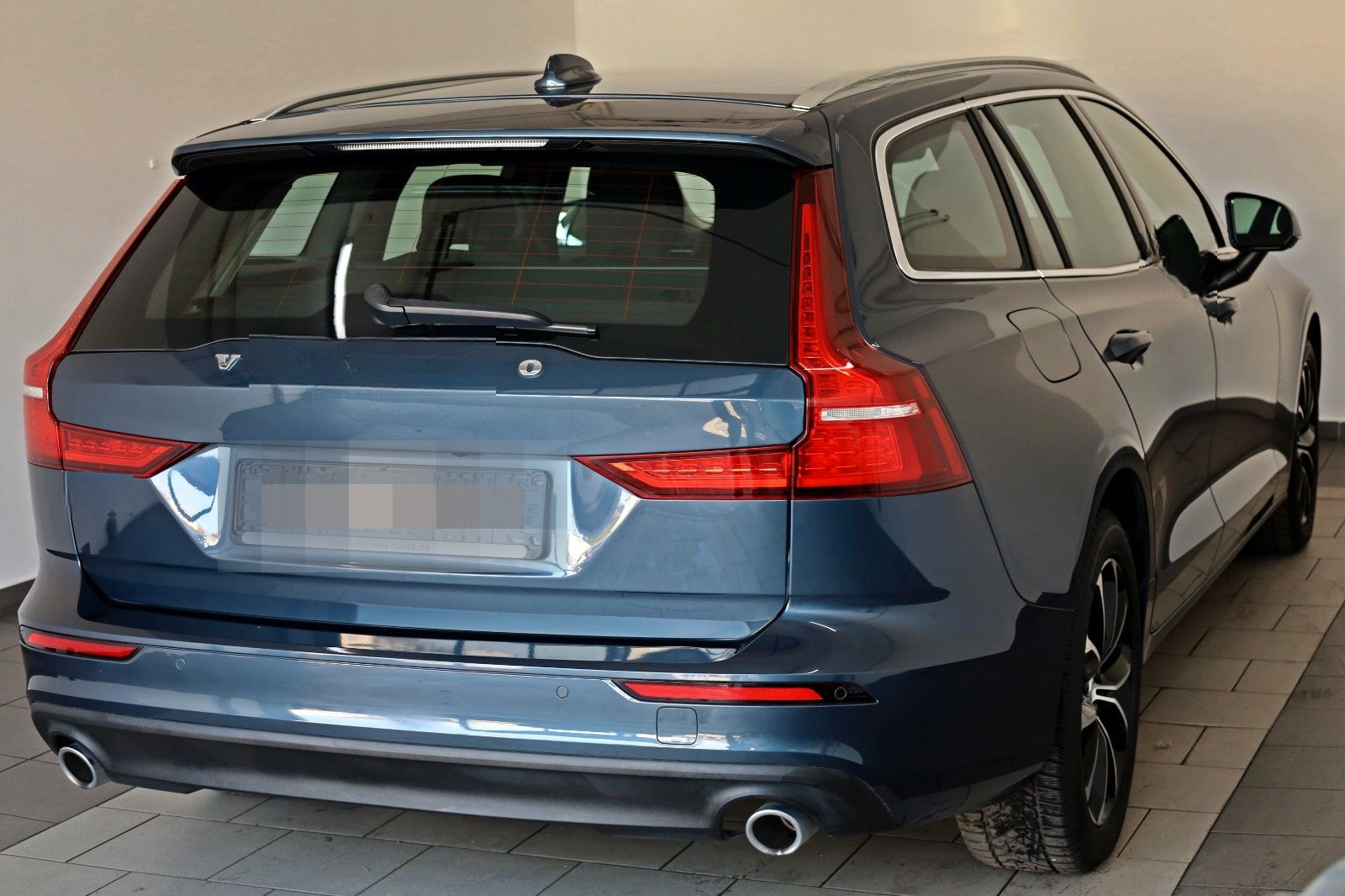 Volvo V60 Kombi Momentum Pro Navi,LED,SH,360°,AppleCar foto 2