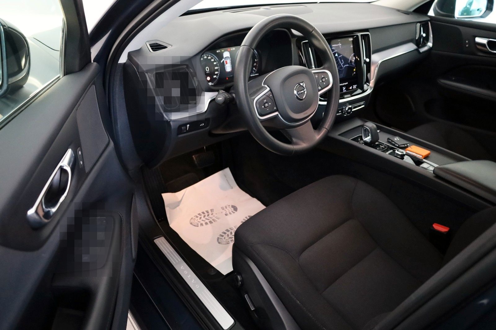 Volvo V60 Kombi Momentum Pro Navi,LED,SH,360°,AppleCar foto 9