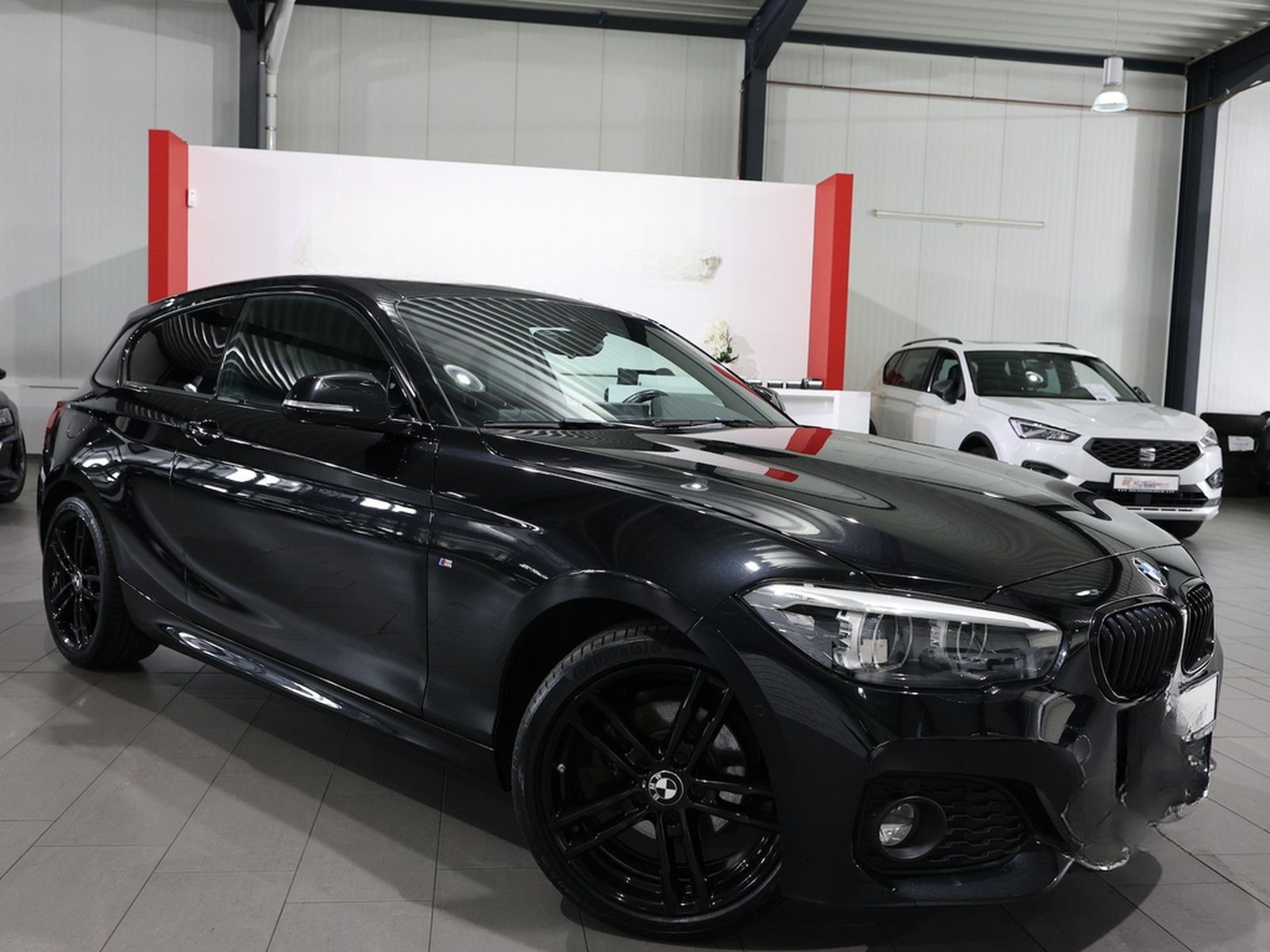 BMW 120i M-SPORT EDITION SHADOW LED,LEDER,NAVI-KAM foto 2