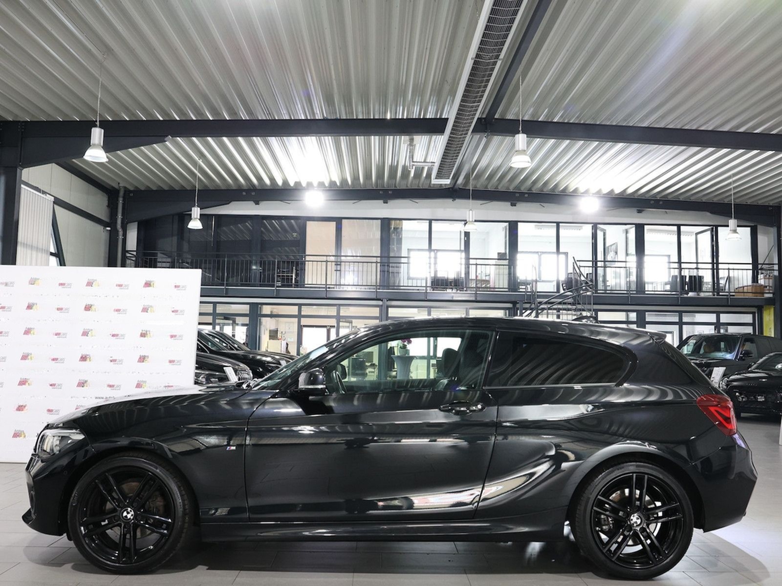 BMW 120i M-SPORT EDITION SHADOW LED,LEDER,NAVI-KAM foto 7