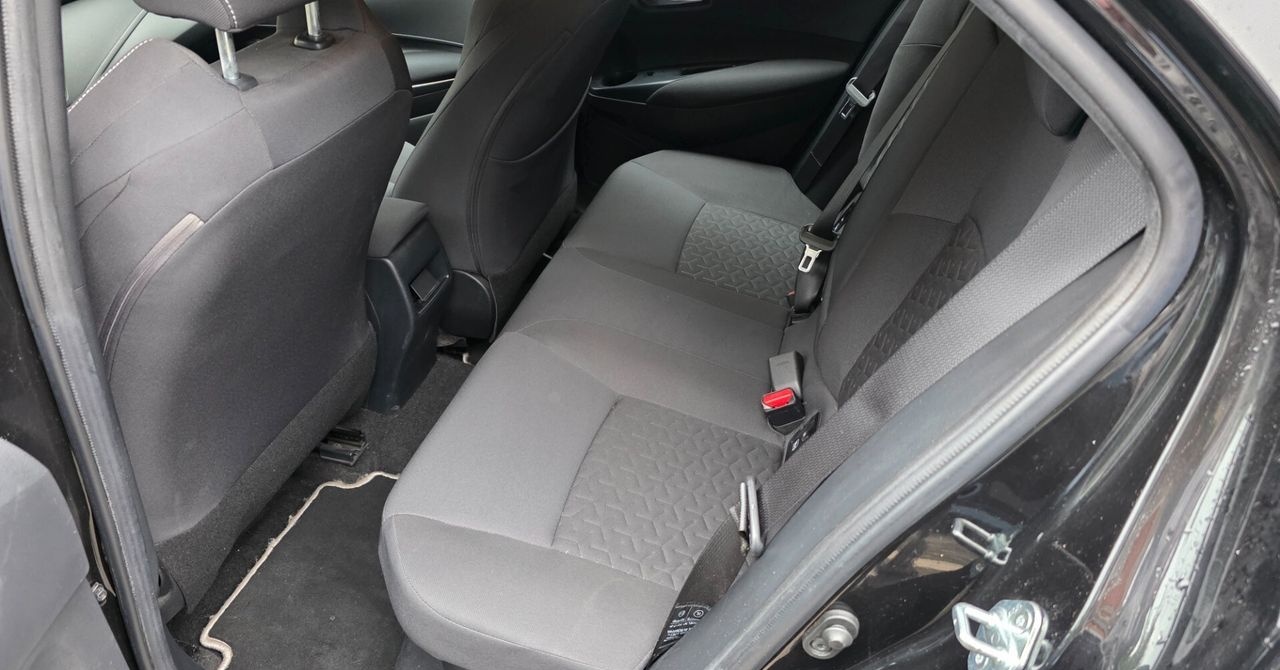 Toyota Corolla 1.8 Hybrid Business foto 8