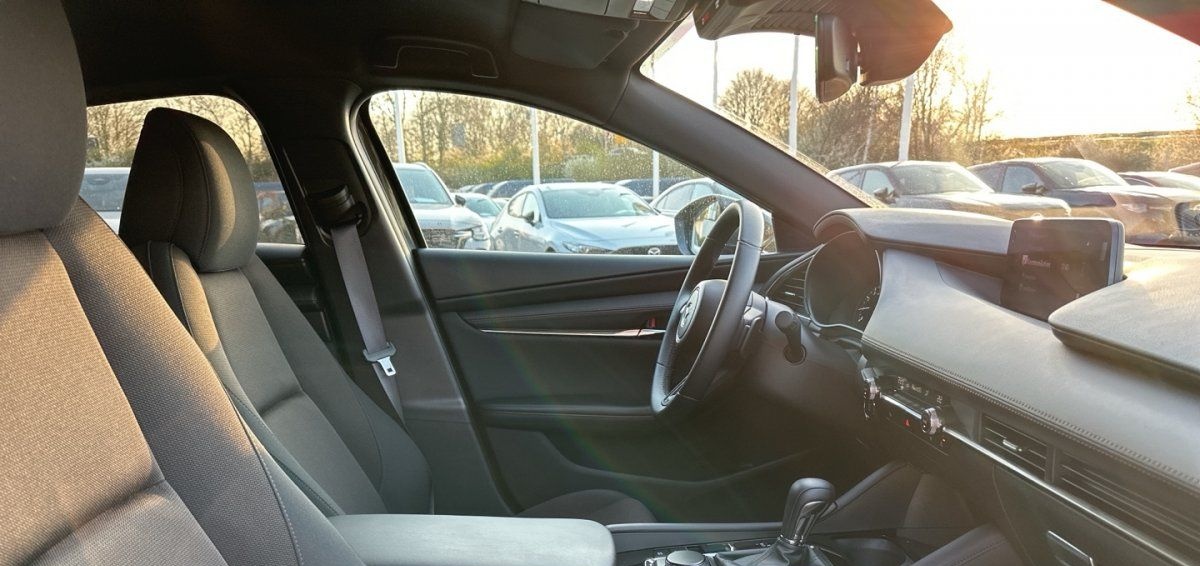 Mazda 3 5-Türer Exclusive-Line 2.0 e-SKYACTIV-G 150PS  foto 7