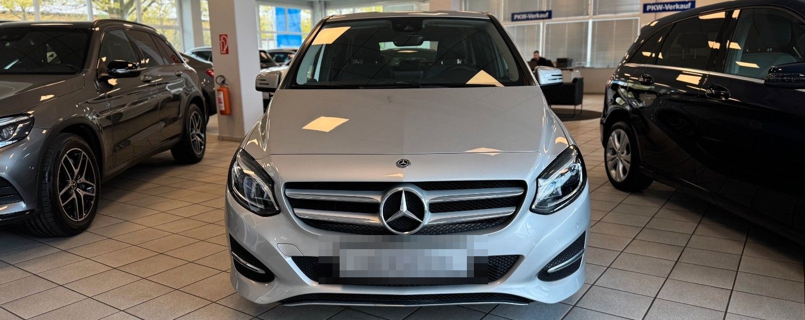 Mercedes-Benz B 200 Urban 7G-DCT LED AHK SHZ TWA Memory foto 2