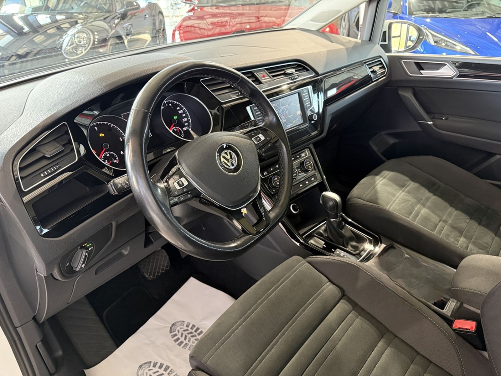 Volkswagen Touran R-Line DSG*PANO*ACC*LED*MASSAGE* foto 12