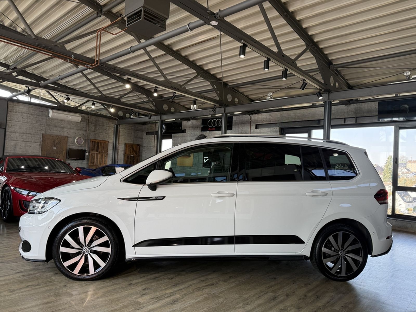 Volkswagen Touran R-Line DSG*PANO*ACC*LED*MASSAGE* foto 3