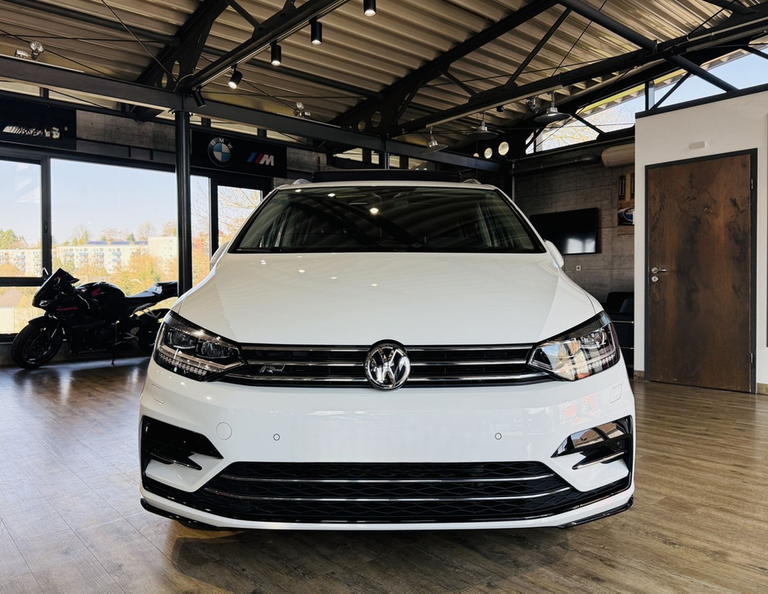 Volkswagen Touran R-Line DSG*PANO*ACC*LED*MASSAGE* foto 9