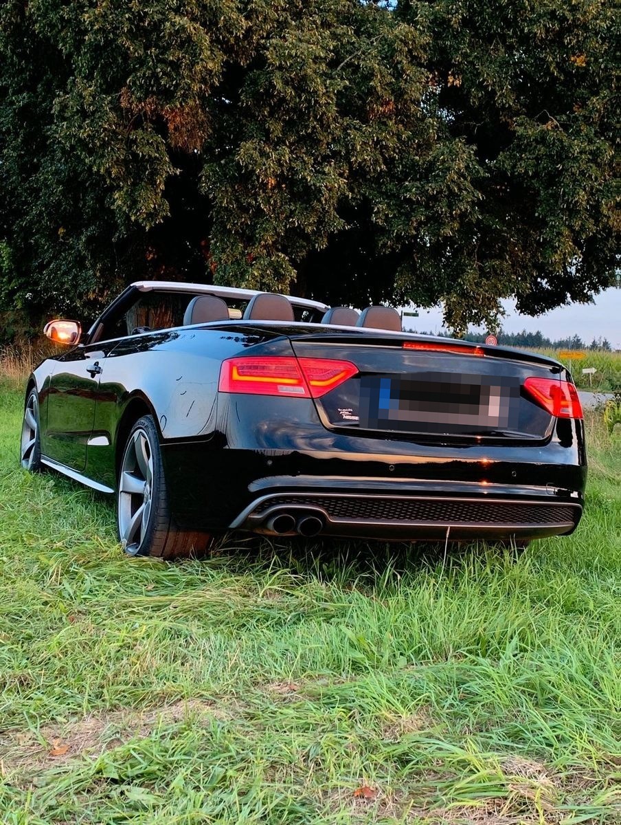 Audi A5-Cabrio 8-Gang S-tronic Sommerfahrzeug foto 4