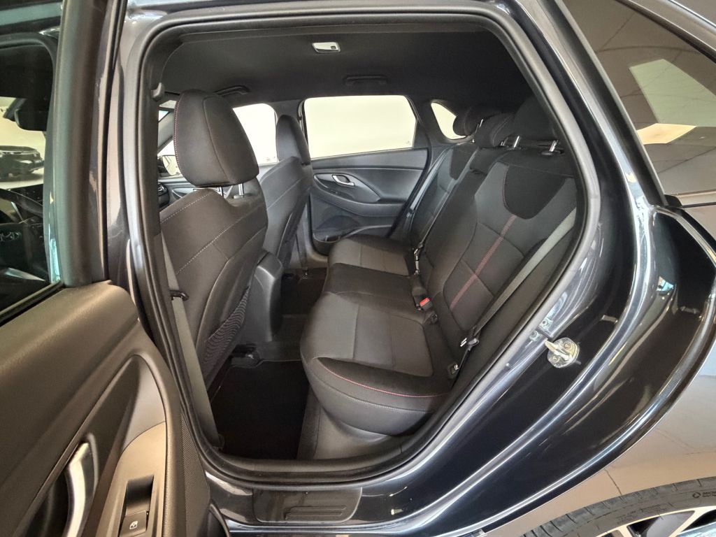 Hyundai i30 1.5 T-GDI 48V-Hyb. N-Line +AHK+8Fach bereift foto 9