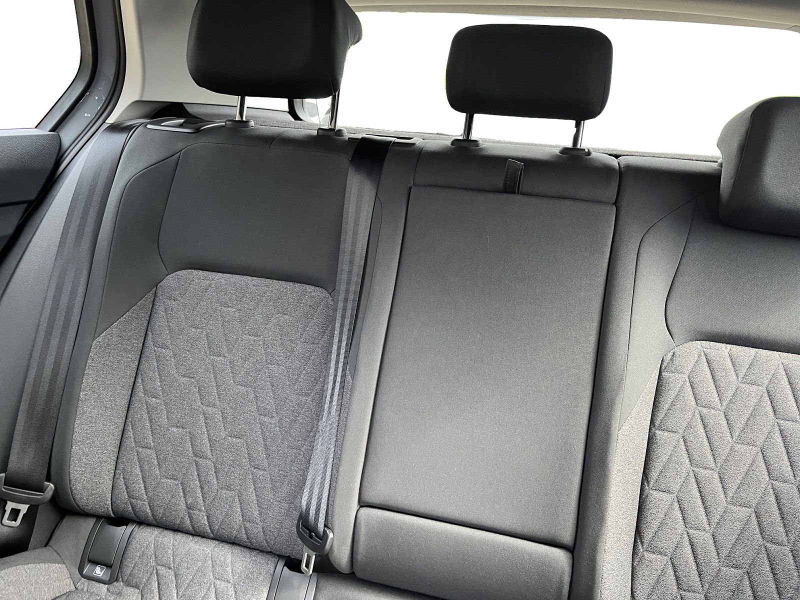 Volkswagen Golf 1.0eTSI Move DSG ACC Navi PDC Climatr Sitzh foto 11