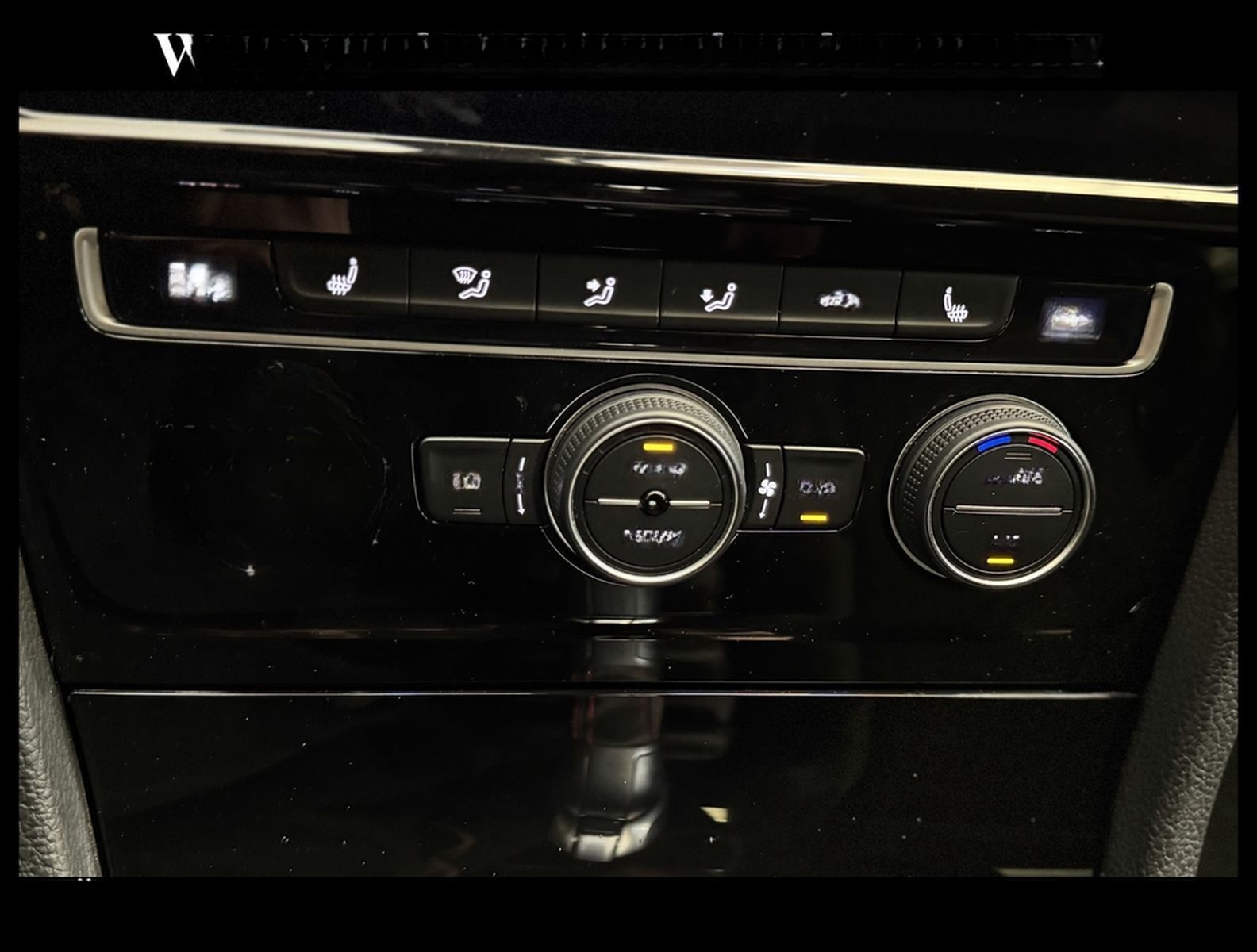 Volkswagen Golf VII Lim. GTI Performance *LED*VIRT*KAM*NAVI foto 27
