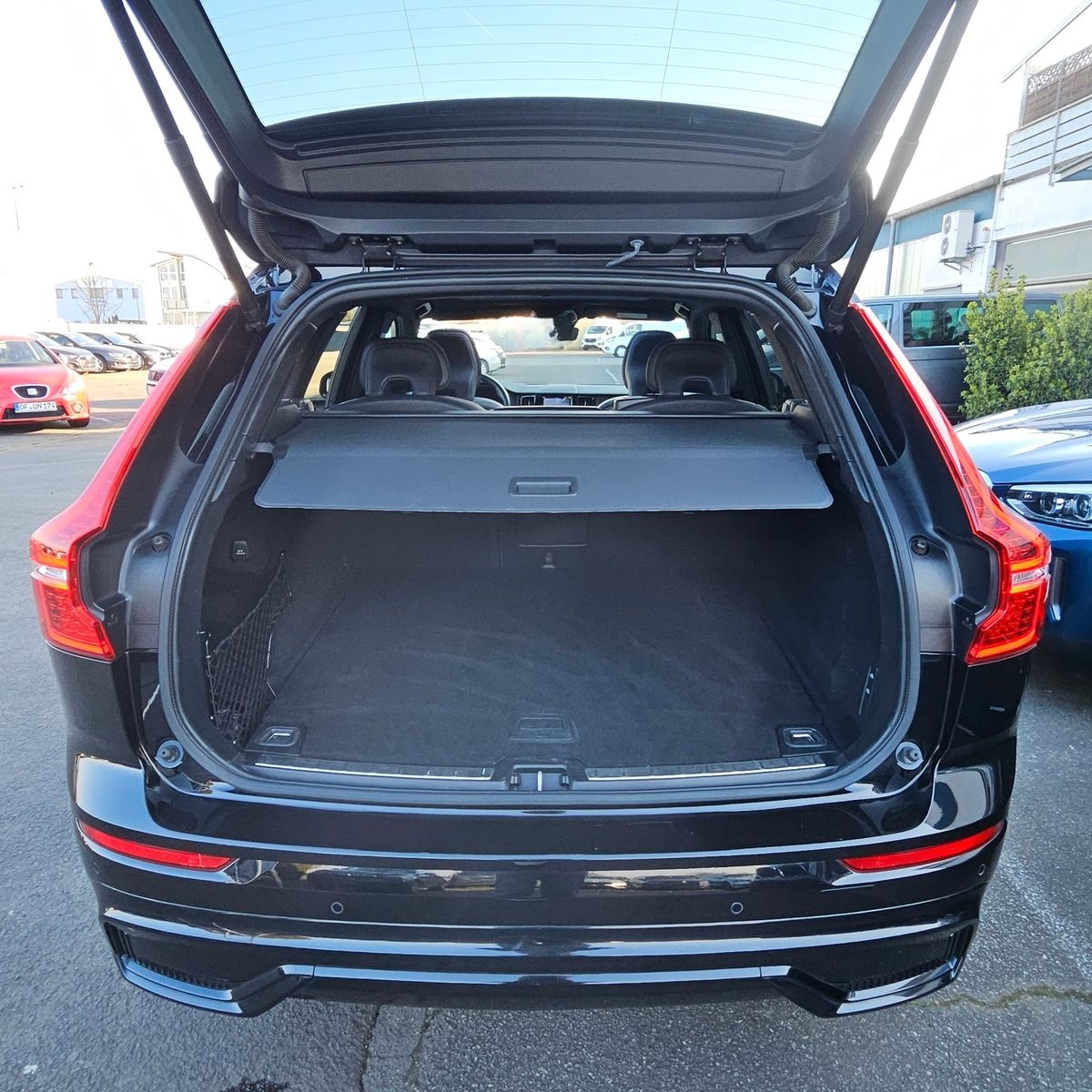 Volvo XC60 R Design*seltener B6!*AIRRIDE*22'*NP81t€ foto 7